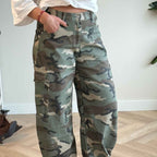 Damen Cargo-Jeans | Camouflage-Muster & Stretchbund | Regular-Fit-Design