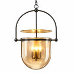 Pendelleuchte mit 3 Lichtquellen | Kuppelförmige Glasschirme | Metallrahmen in Schwarz und Messingoptik
