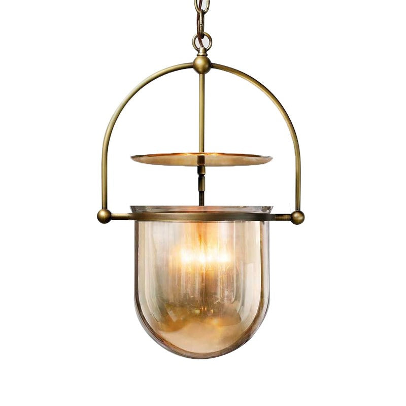Pendelleuchte mit 3 Lichtquellen | Kuppelförmige Glasschirme | Metallrahmen in Schwarz und Messingoptik