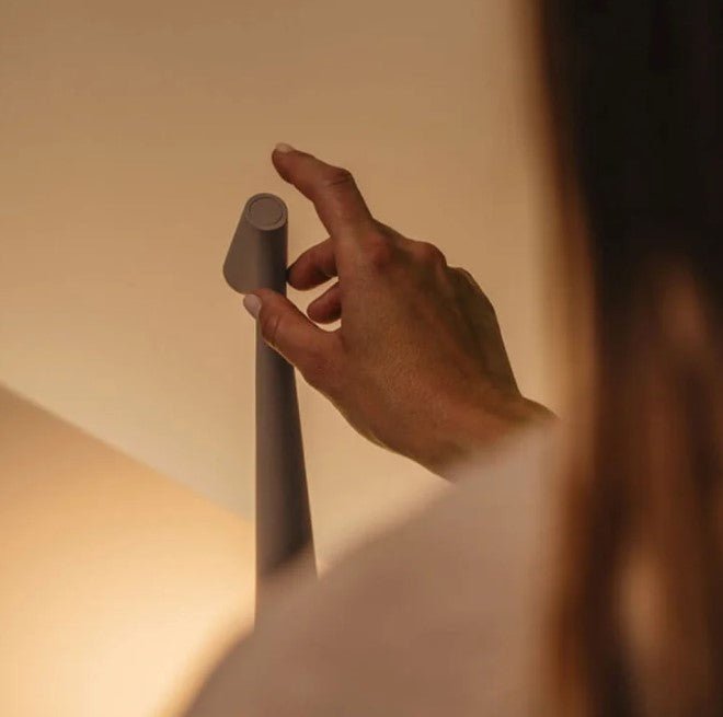 Wiederaufladbare ABS Schreibtischlampe - LED Touch Nachttischlampe E27 Dimmbar